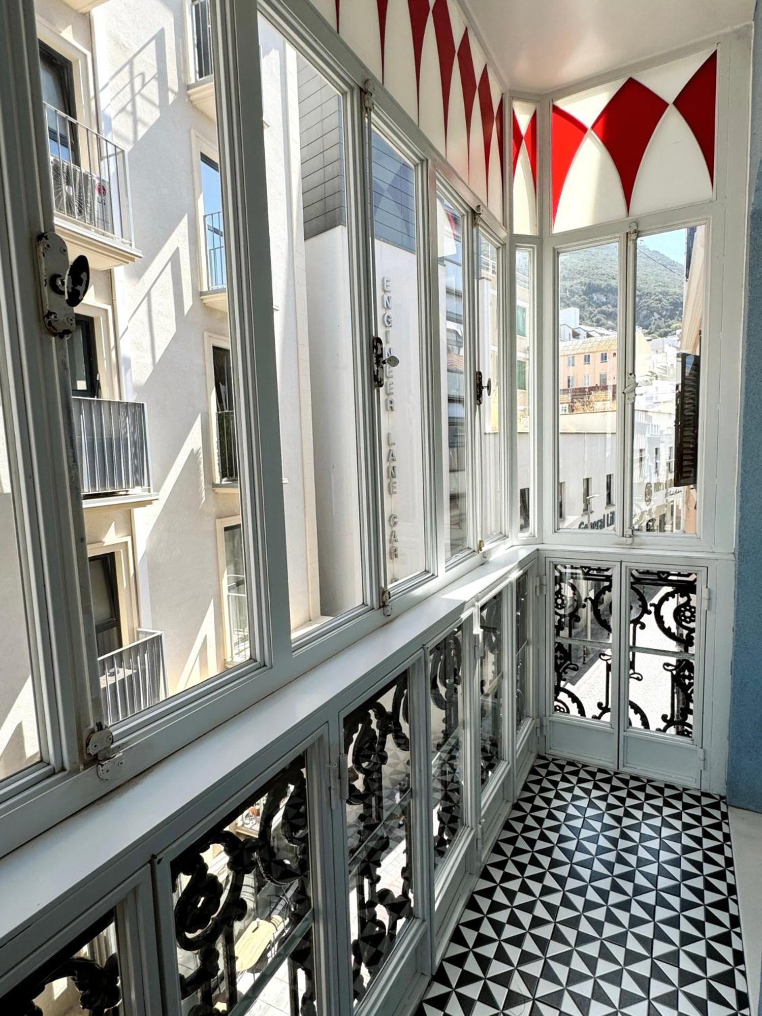 Fabulous City Centre Apartment - Grand Central House Gibraltar Exteriör bild