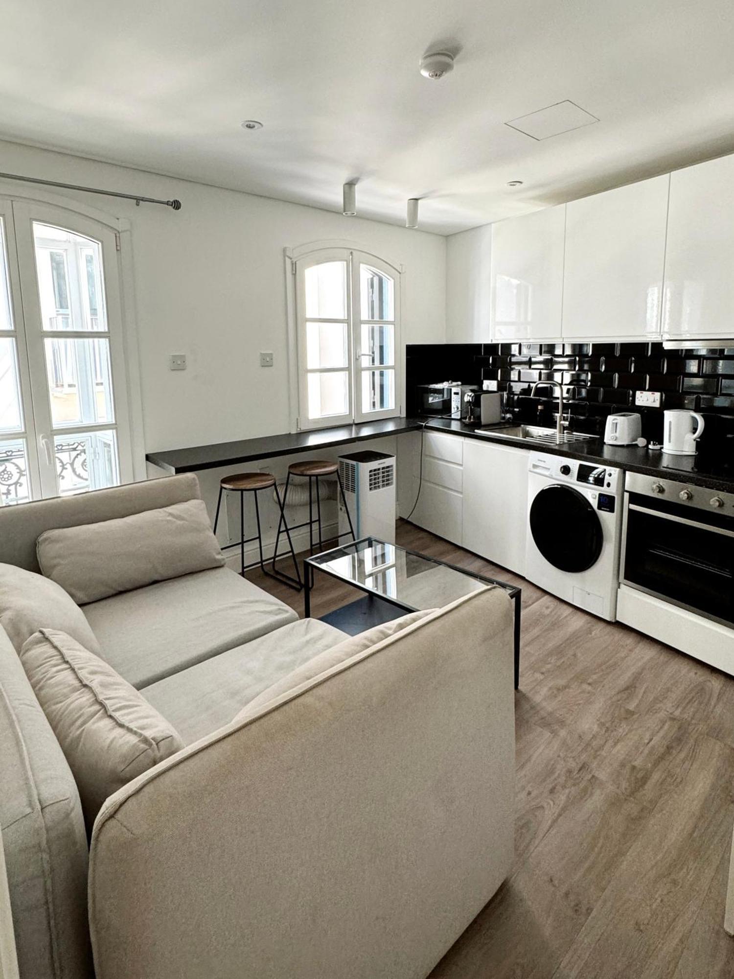 Fabulous City Centre Apartment - Grand Central House Gibraltar Exteriör bild