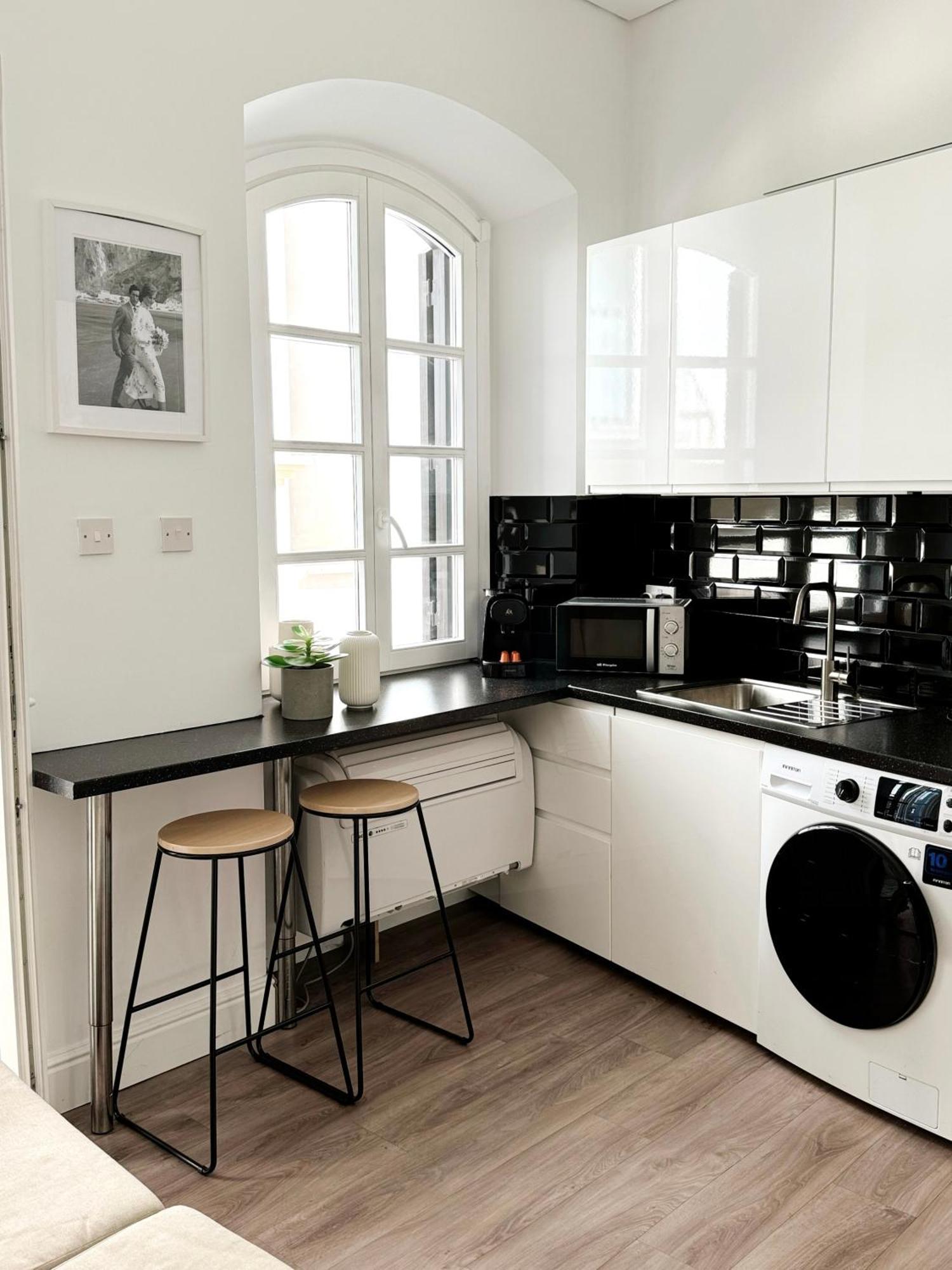 Fabulous City Centre Apartment - Grand Central House Gibraltar Exteriör bild