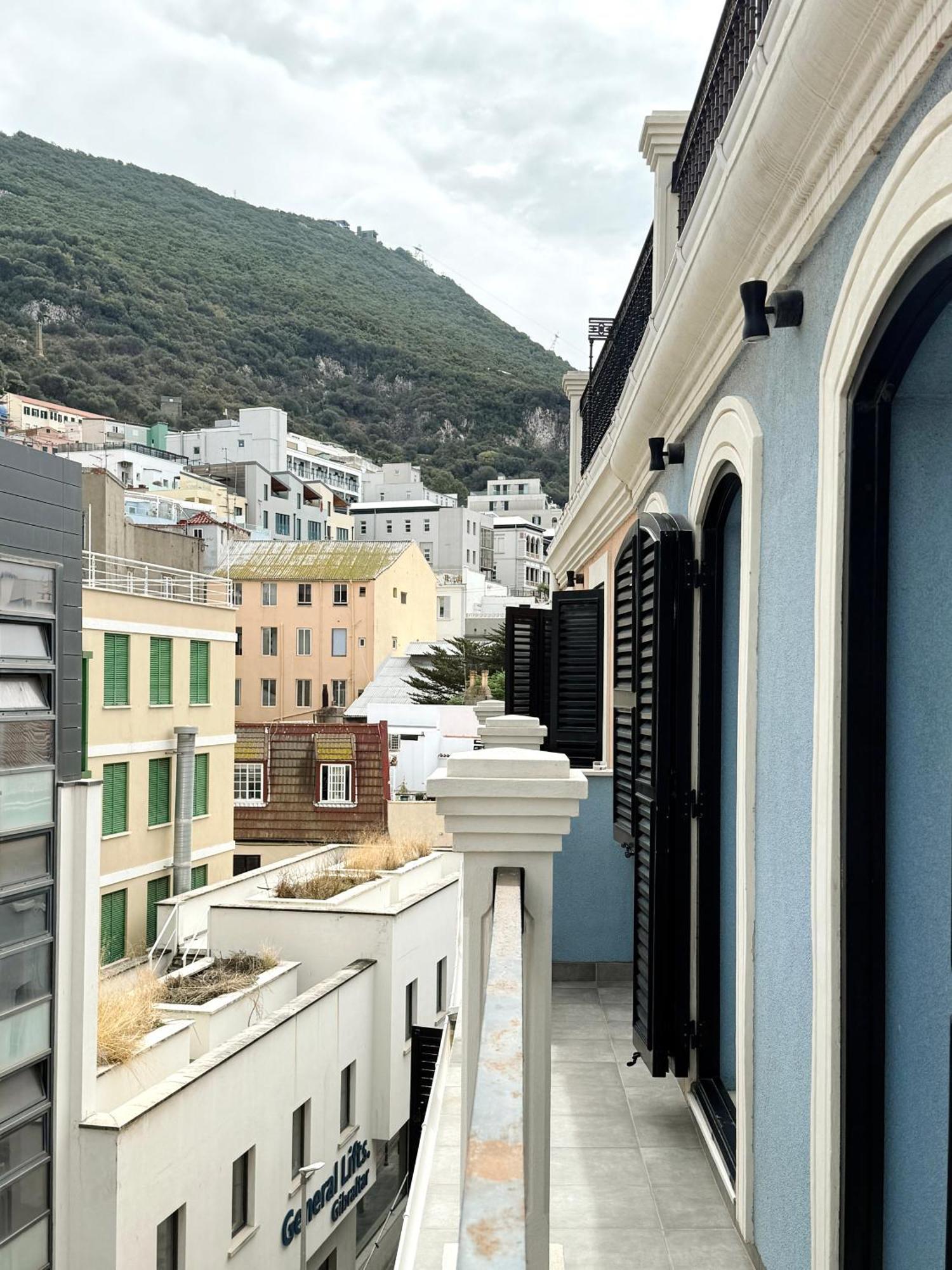 Fabulous City Centre Apartment - Grand Central House Gibraltar Exteriör bild