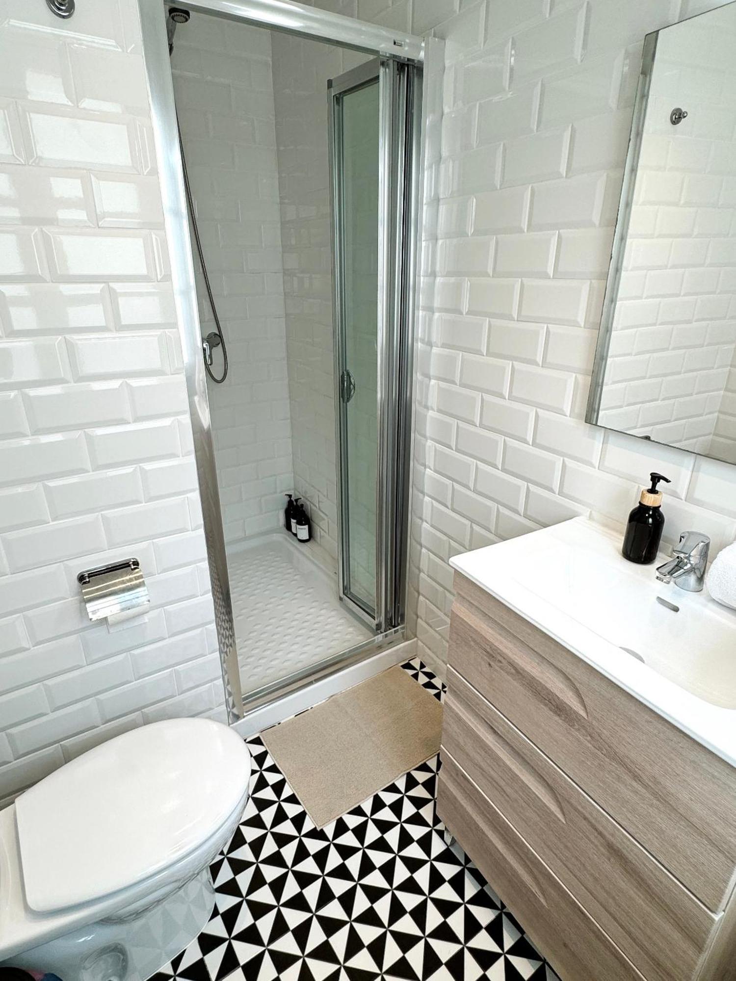 Fabulous City Centre Apartment - Grand Central House Gibraltar Exteriör bild